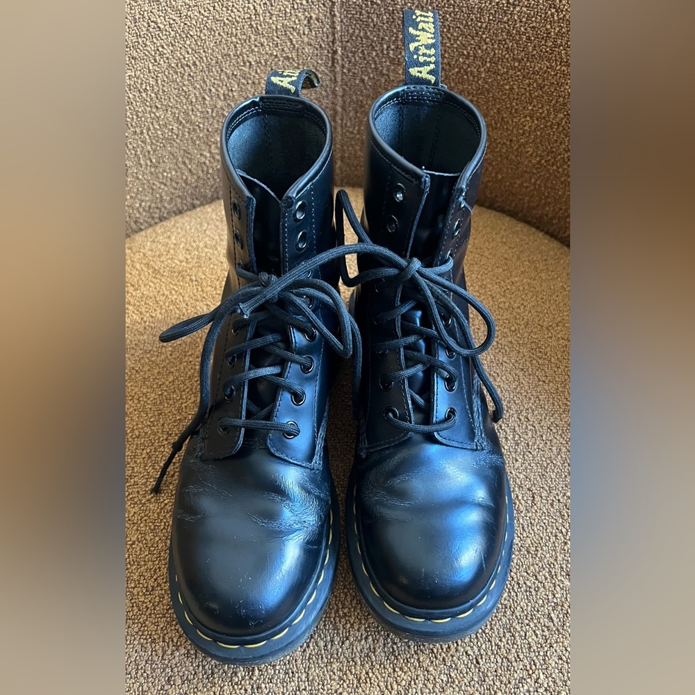 Doc Martin black leather 8-hole boots - Picture 3 of 7